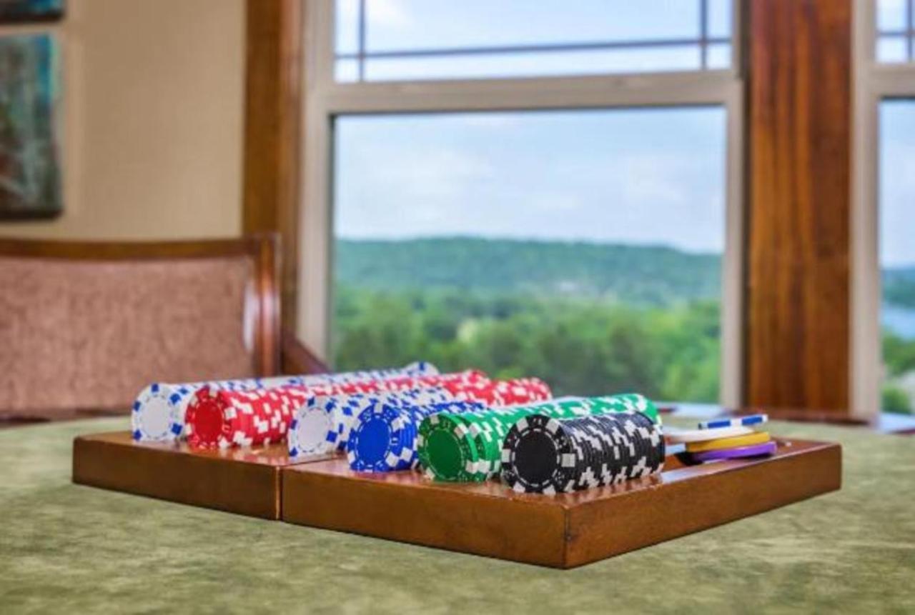 Premier Retreat With Hot Tub, Theater & Pool Table Villa Hollister Eksteriør billede