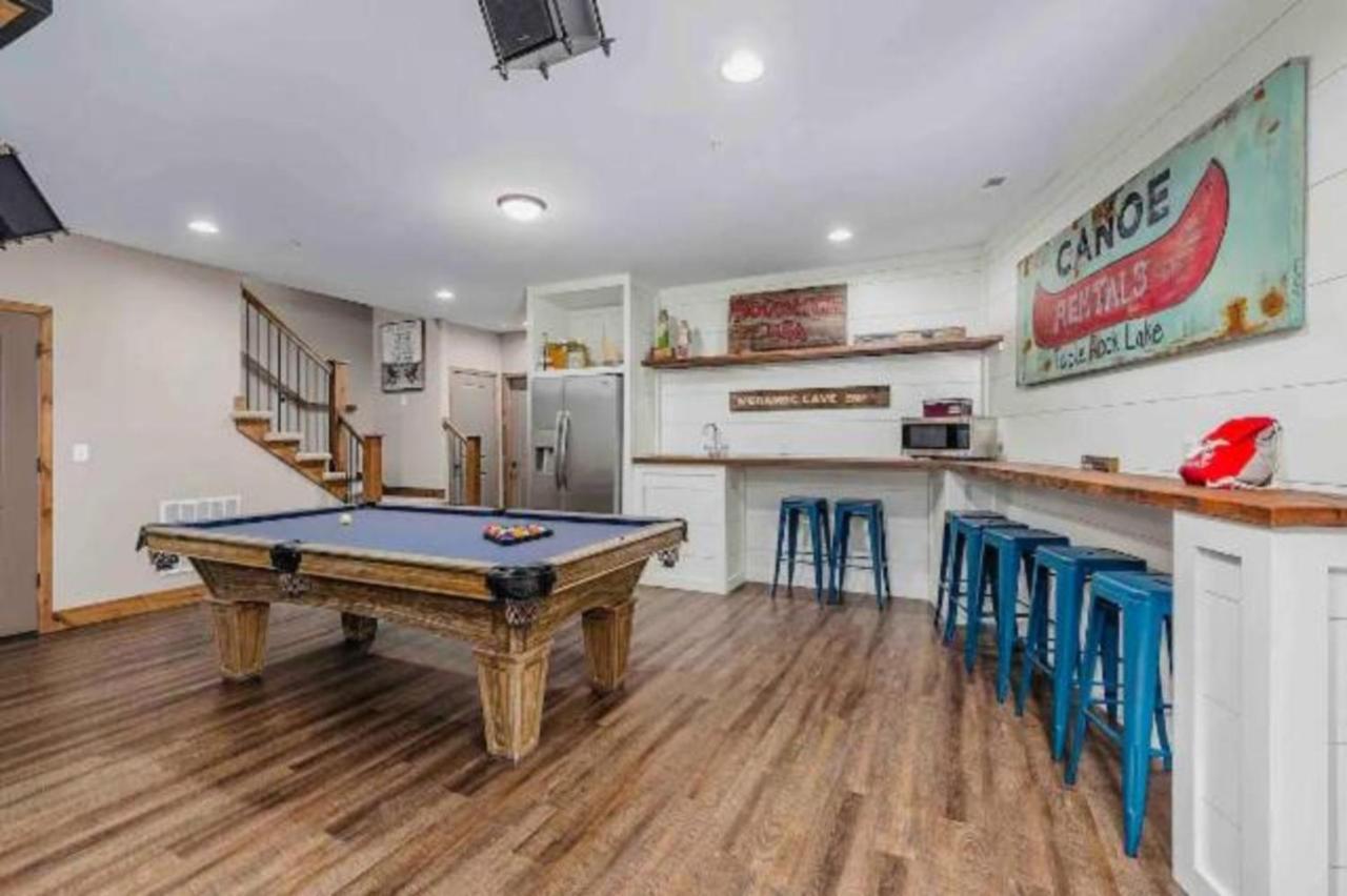 Premier Retreat With Hot Tub, Theater & Pool Table Villa Hollister Eksteriør billede